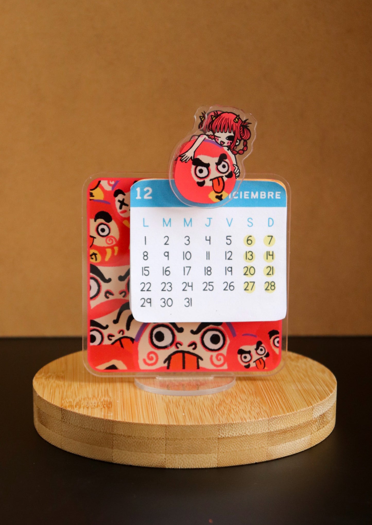 Calendario Akai Daruma