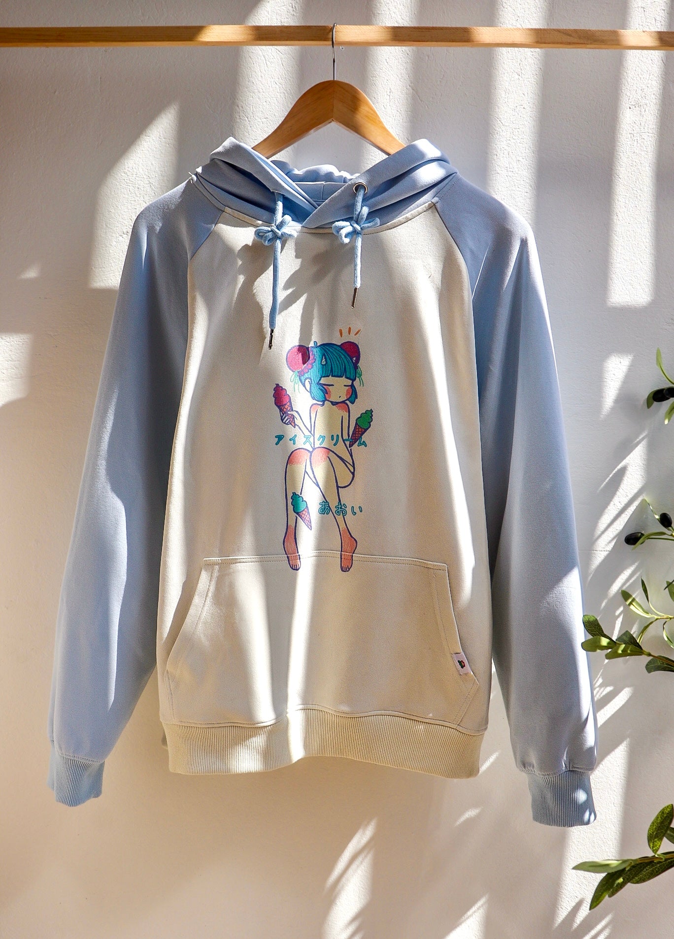 Pastel Hoodie Aoi